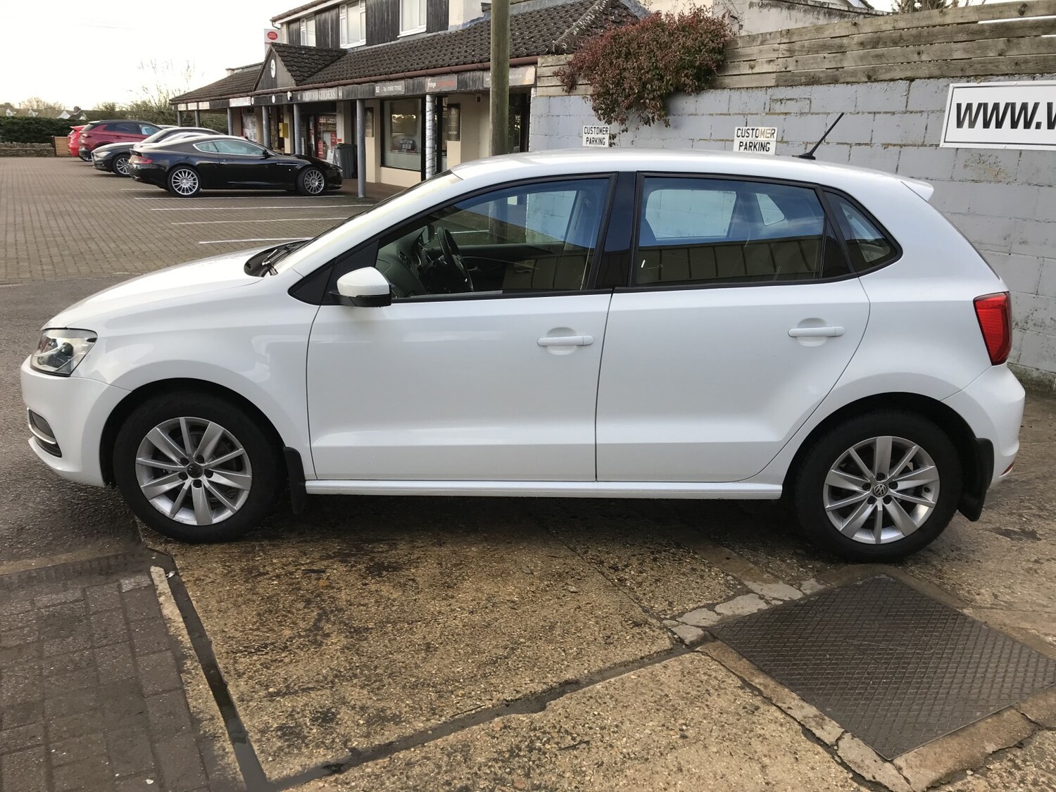 Used Volkswagen Polo 2014 for sale - 77409554: Photo 8