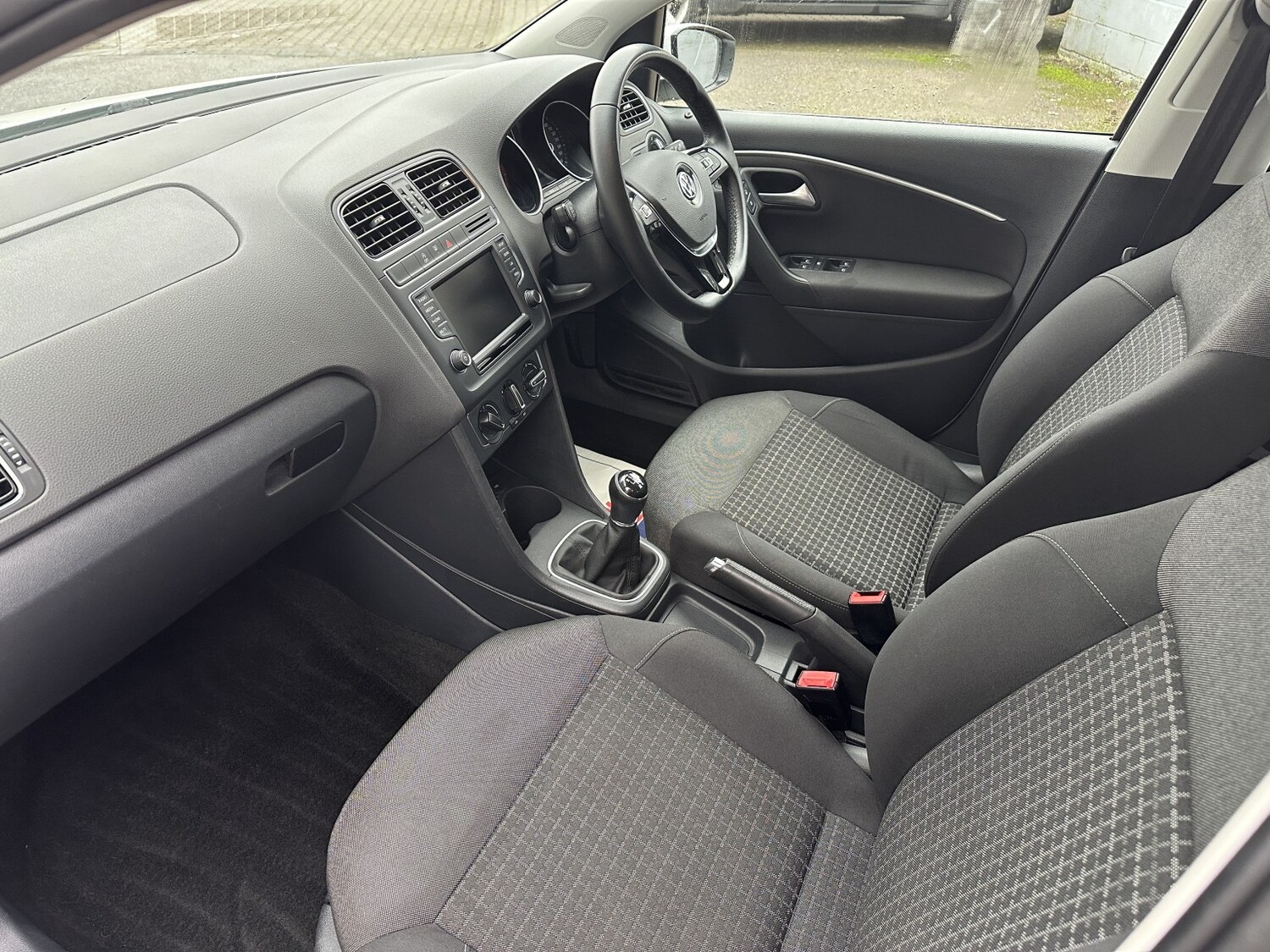 Used Volkswagen Polo 2014 for sale - 77409554: Photo 9