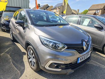 Used Renault Captur 2018 for sale - 78345877: Photo
