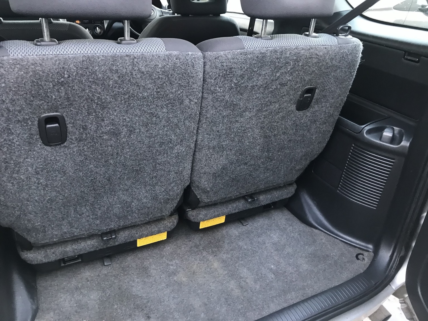 Used Toyota RAV4 2005 for sale - 77409619: Photo 11