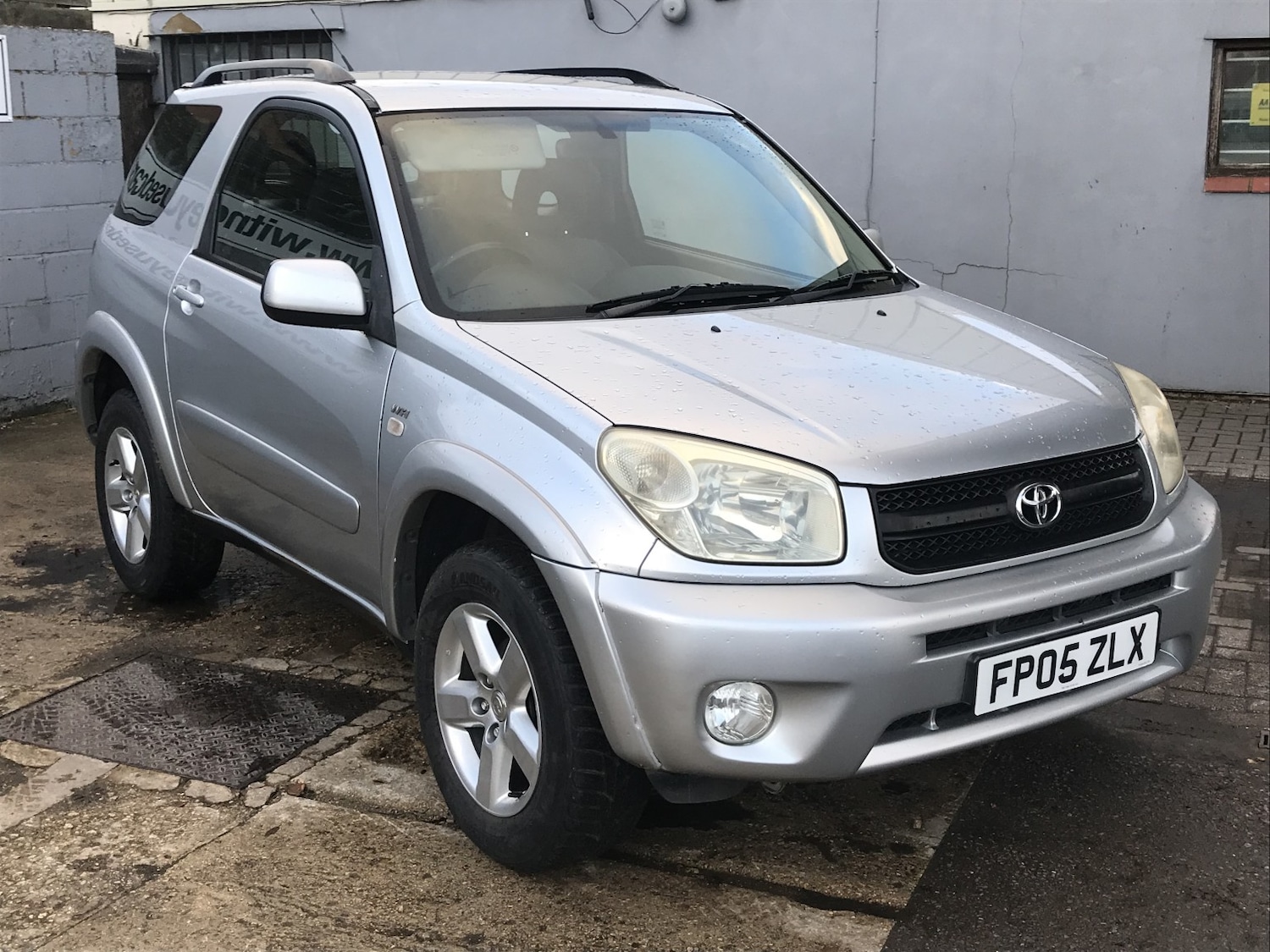 Used Toyota RAV4 2005 for sale - 77409619: Photo 3