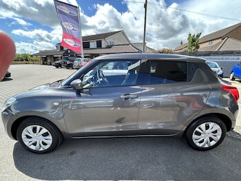 Used Suzuki Swift 2018 for sale - 78571443: Photo