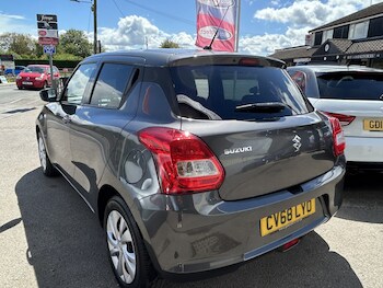 Used Suzuki Swift 2018 for sale - 78571443: Photo