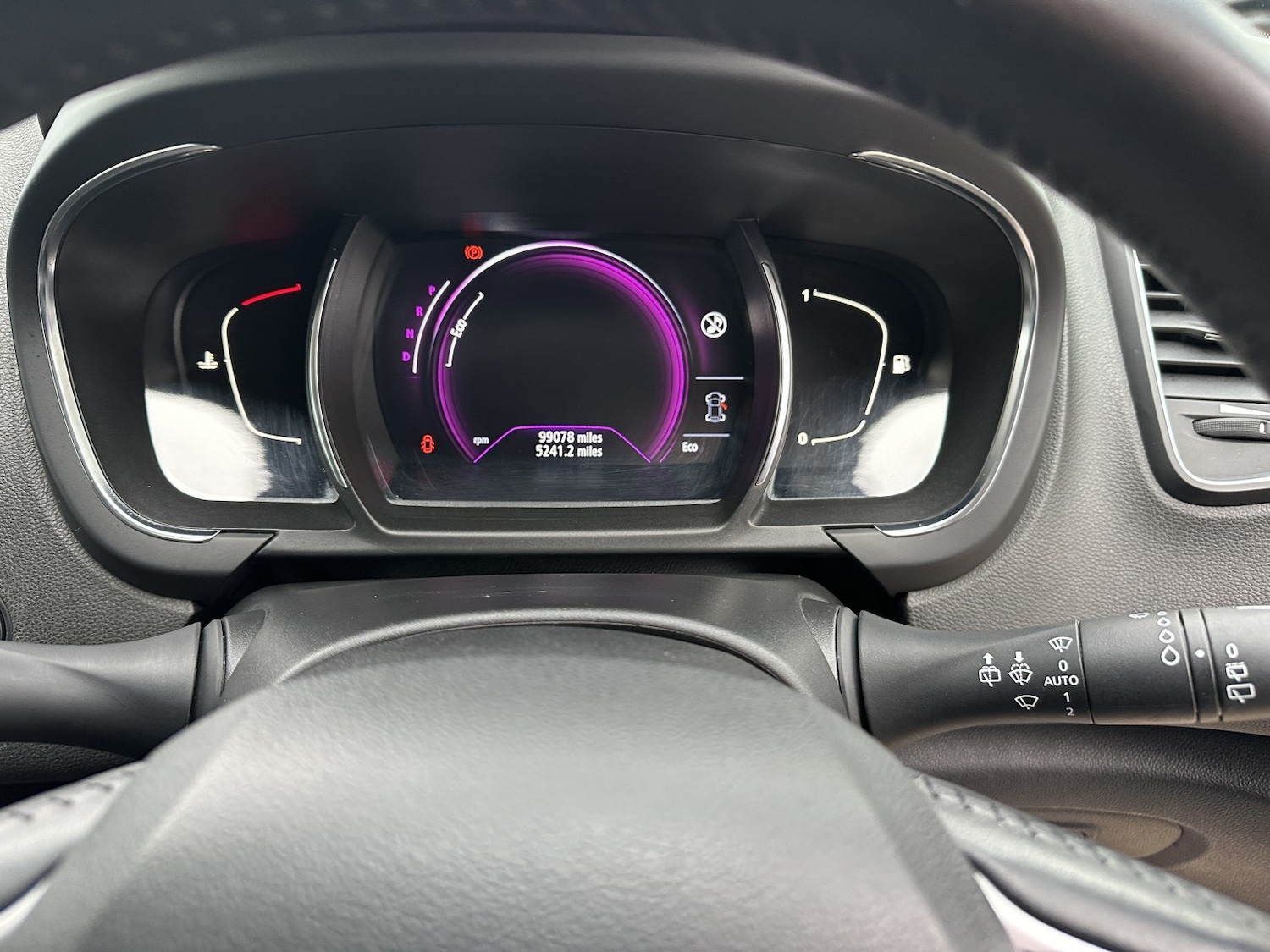 Used Renault Grand Scenic 2017 for sale - 76956937: Photo 17