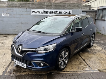 Used Renault Grand Scenic 2017 for sale - 76956937: Photo