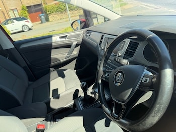 Used Volkswagen Golf SV 2016 for sale - 78360038: Photo