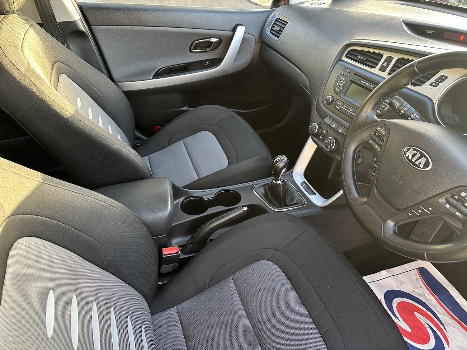 Used Kia Ceed 2014 for sale - 76956899: Photo 13