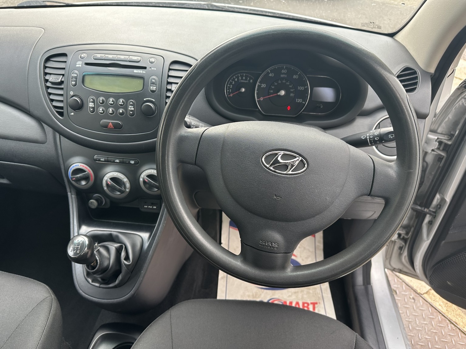 Used Hyundai i10 2012 for sale - 76956943: Photo 14