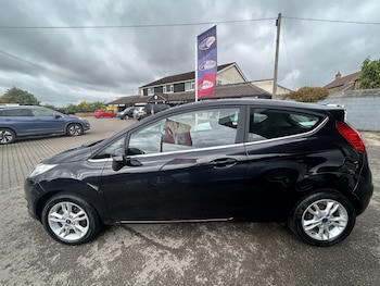 Used Ford Fiesta 2015 for sale - 78489183: Photo