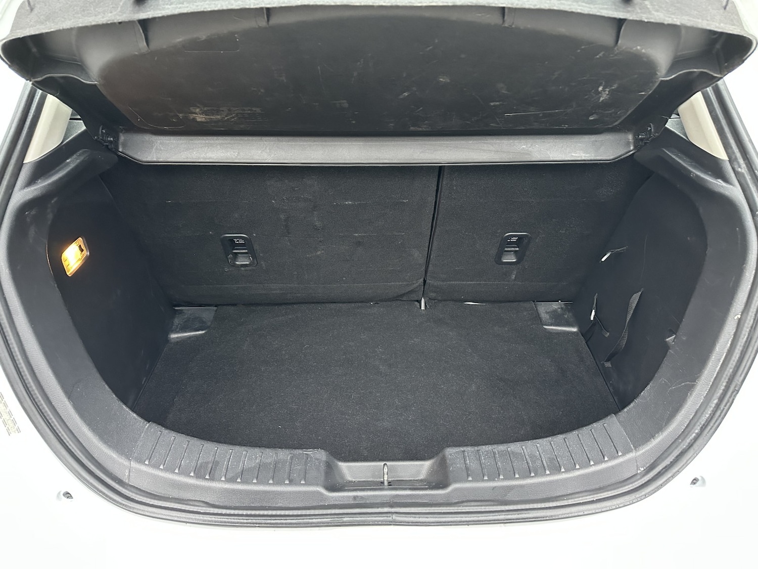 Used Mazda Mazda2 2016 for sale - 76956926: Photo 11