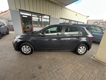 Used Volkswagen Polo 2018 for sale - 79060220: Photo