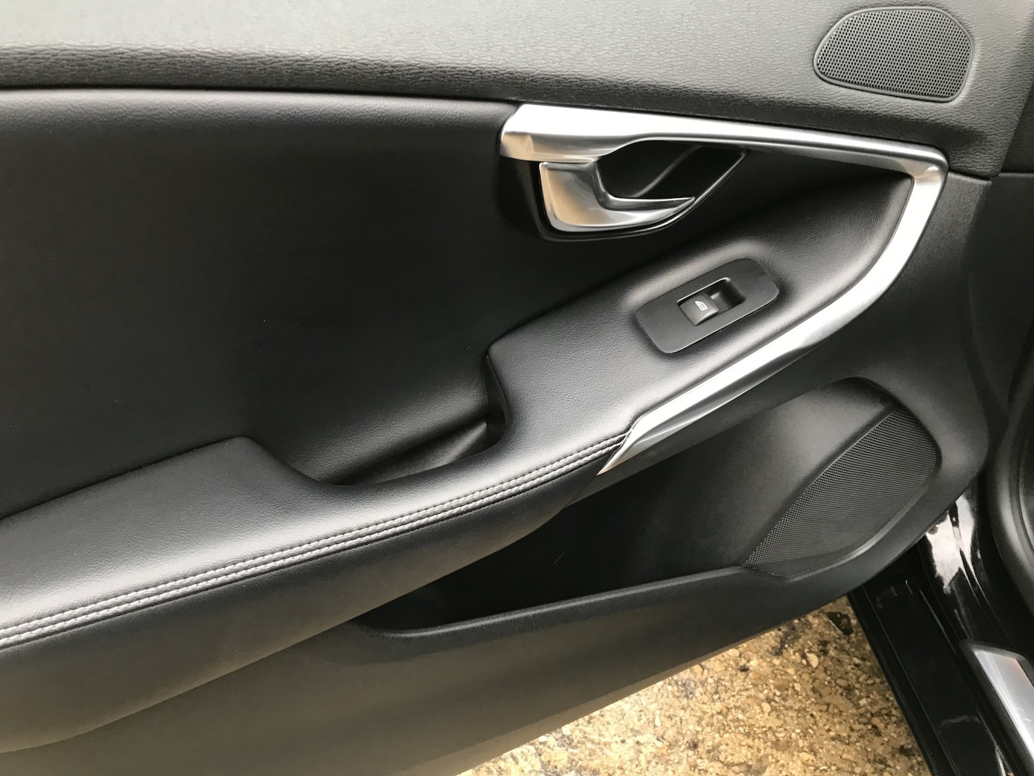 Used Volvo V40 2016 for sale - 77409592: Photo 11