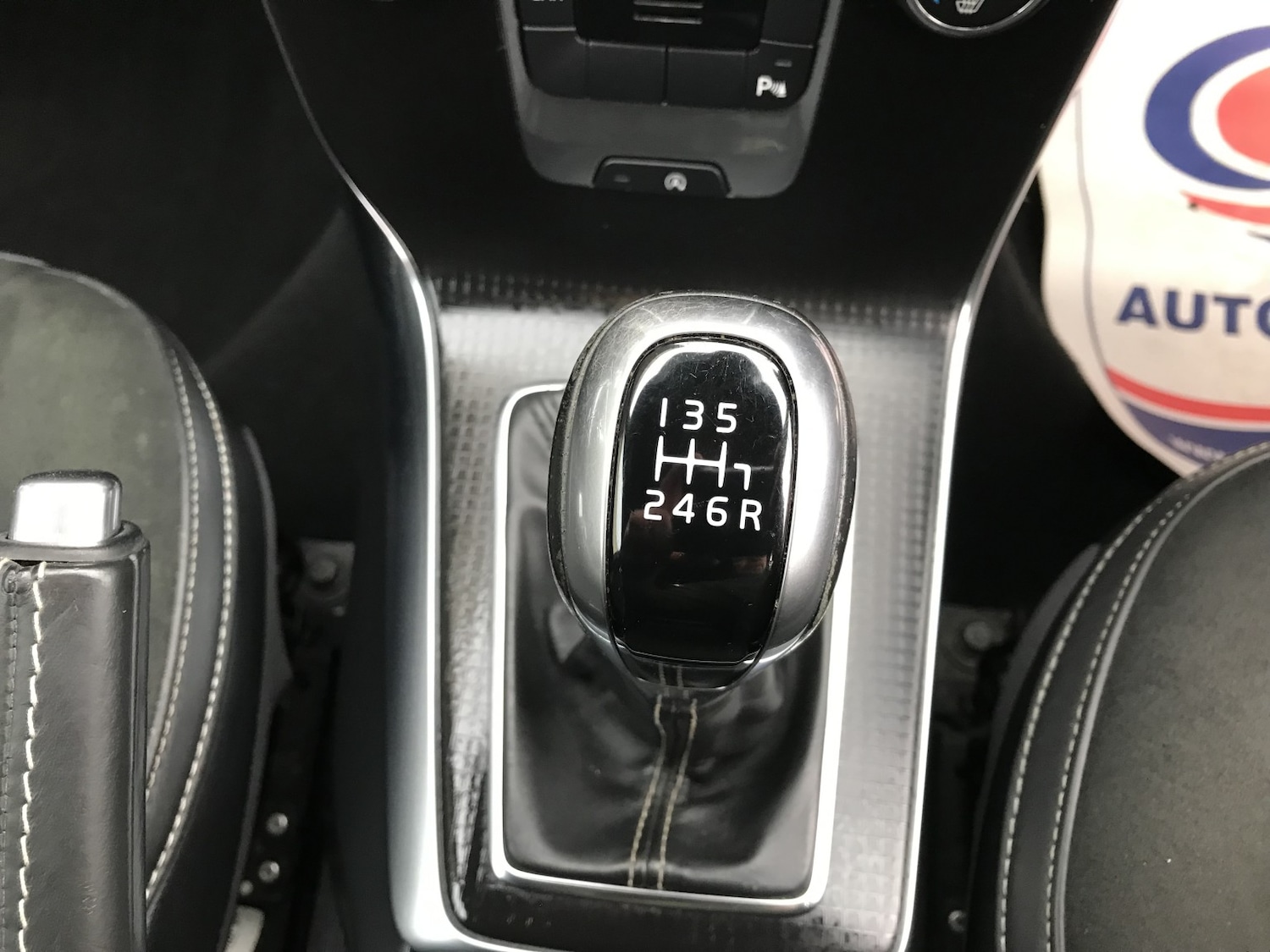 Used Volvo V40 2016 for sale - 77409592: Photo 18