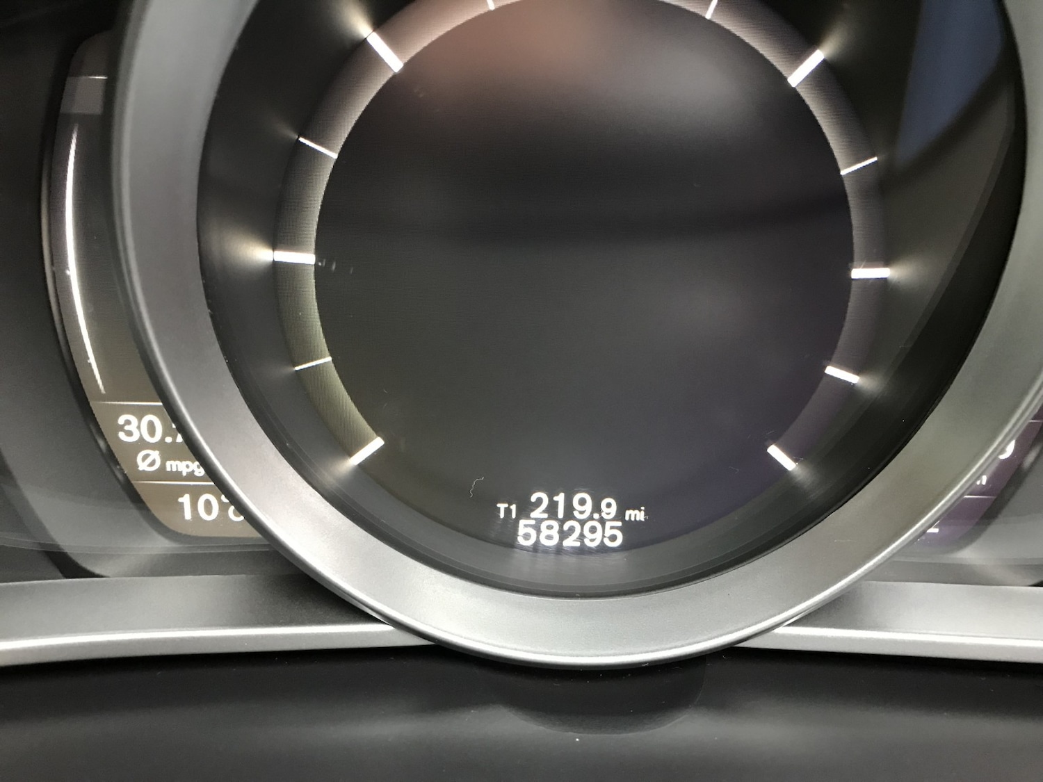 Used Volvo V40 2016 for sale - 77409592: Photo 20