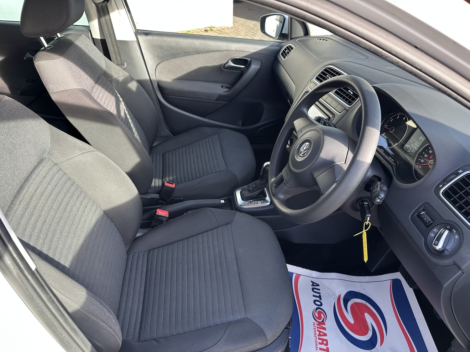 Used Volkswagen Polo 2014 for sale - 76956893: Photo 13