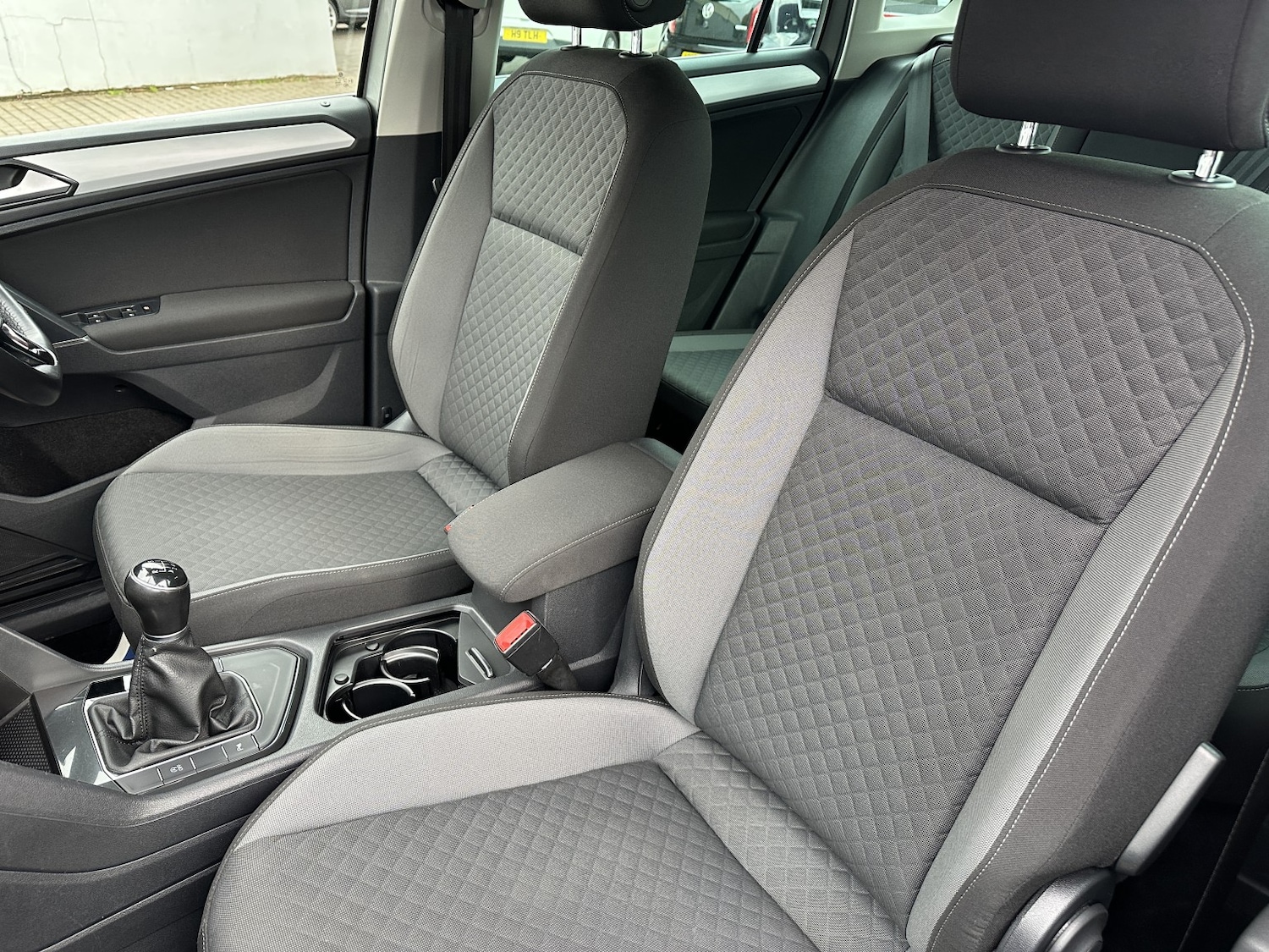 Used Volkswagen Tiguan 2016 for sale - 76956929: Photo 10