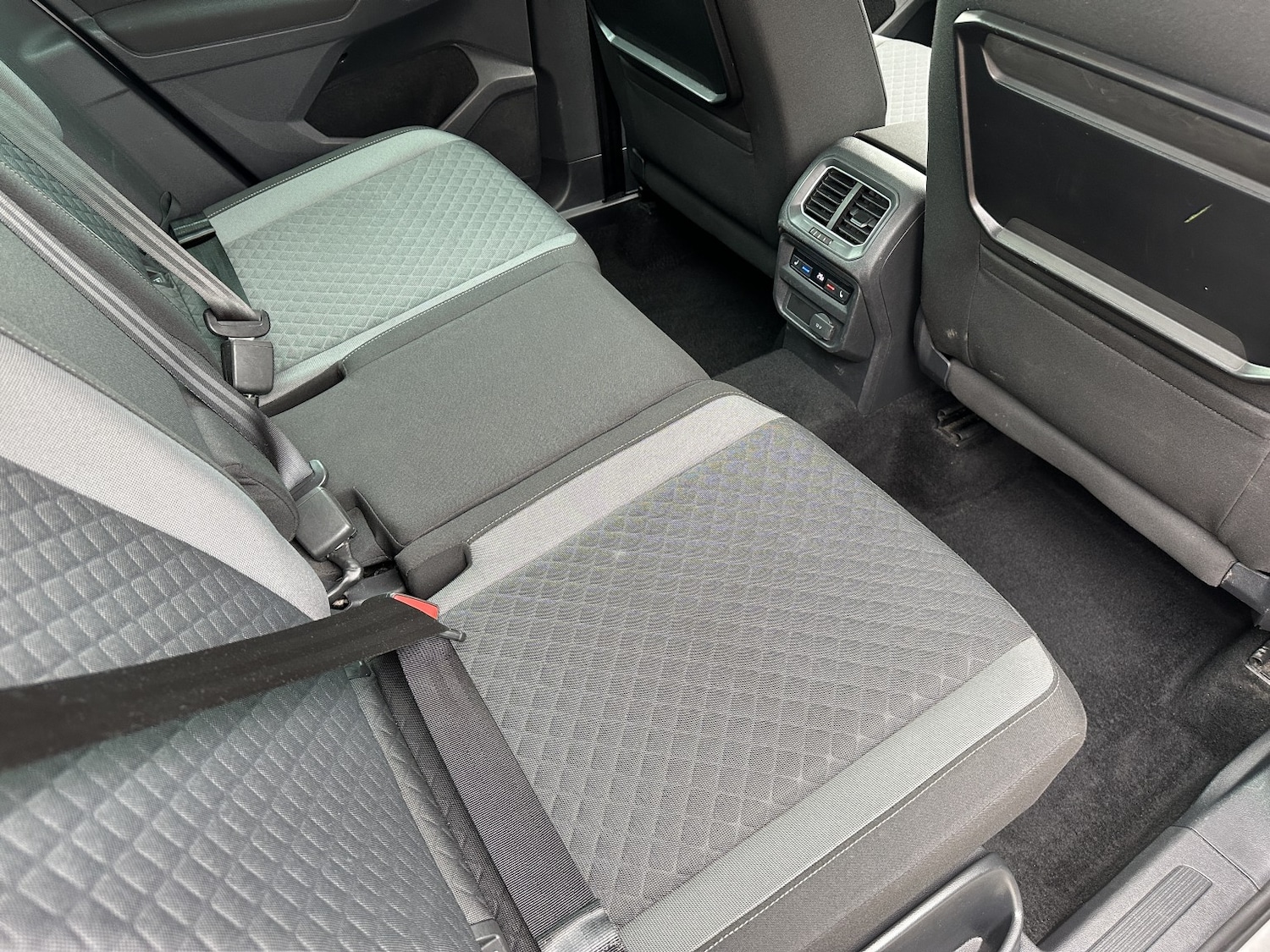 Used Volkswagen Tiguan 2016 for sale - 76956929: Photo 14