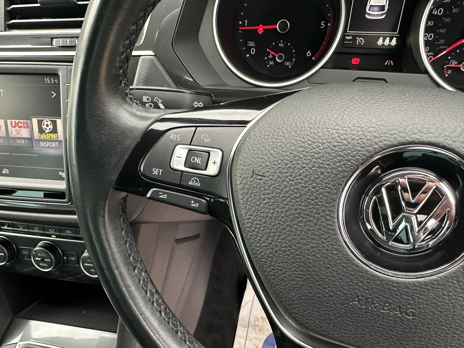 Used Volkswagen Tiguan 2016 for sale - 76956929: Photo 20