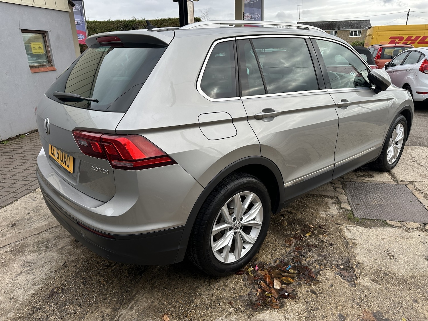 Used Volkswagen Tiguan 2016 for sale - 76956929: Photo 5