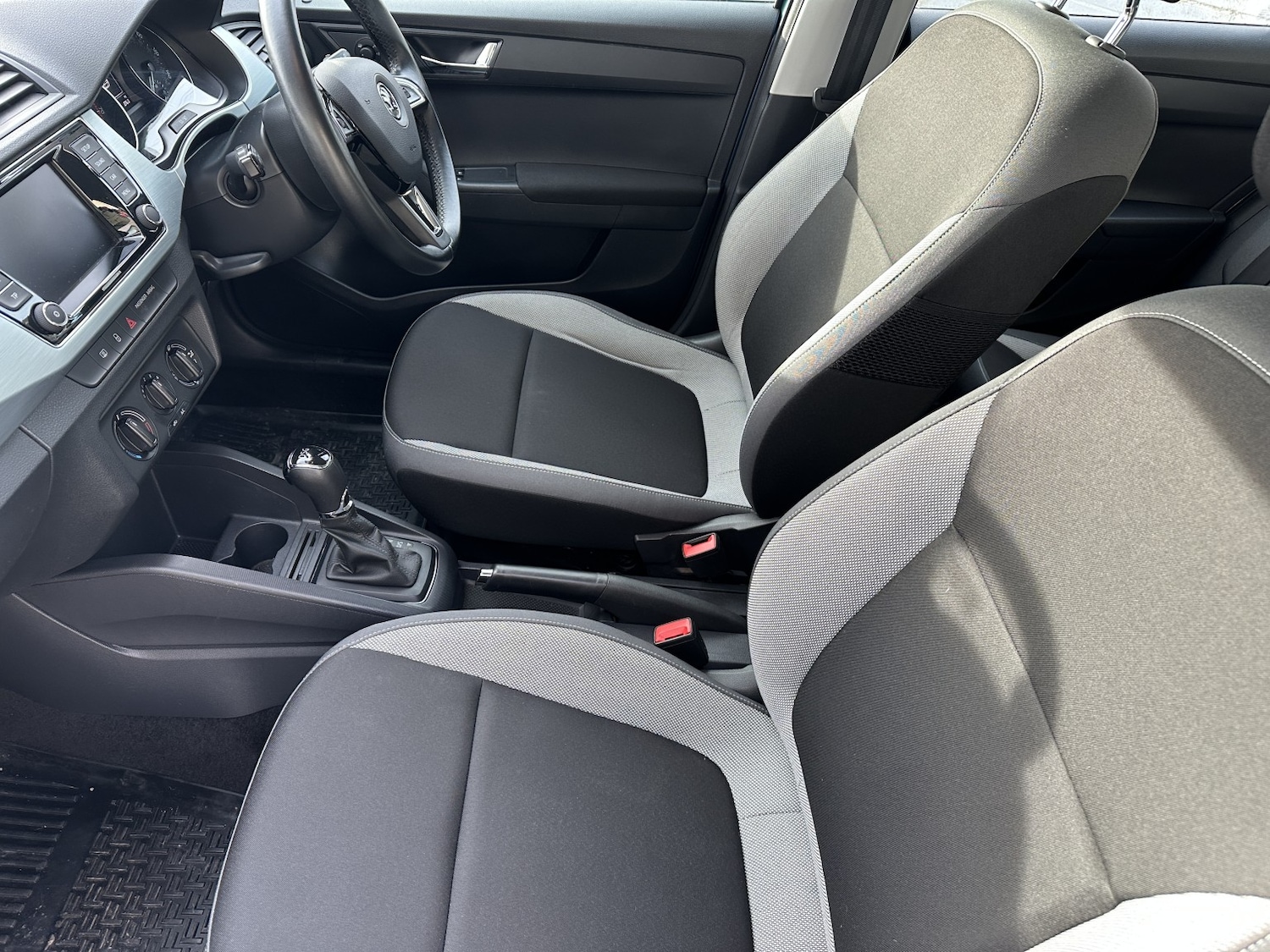 Used Skoda Fabia 2016 for sale - 76956964: Photo 9