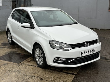 Used Volkswagen Polo 2014 for sale - 76956930: Photo