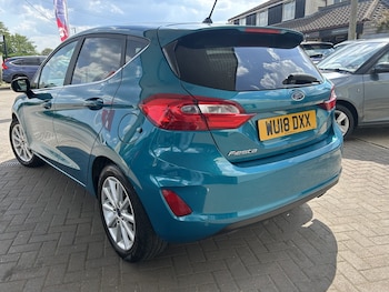 Used Ford Fiesta 2018 for sale - 78727277: Photo