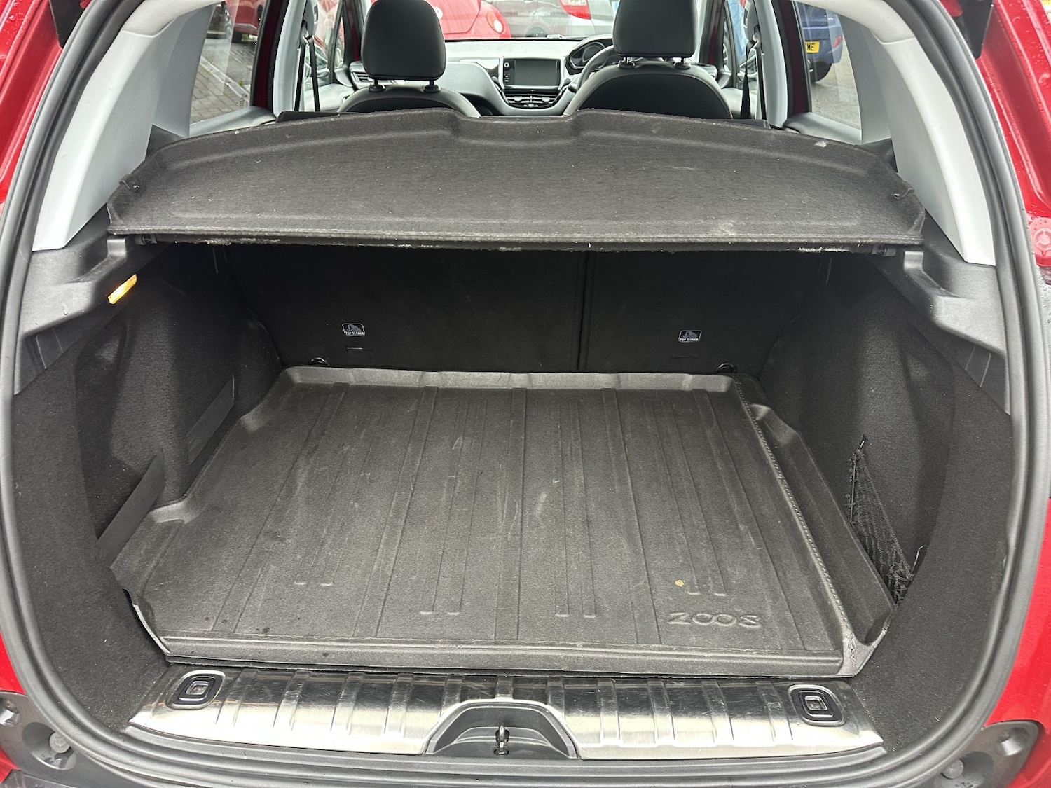 Used Peugeot 2008 2018 for sale - 76956907: Photo 15