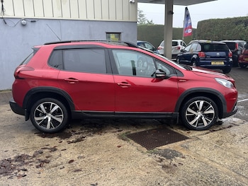 Used Peugeot 2008 2018 for sale - 76956907: Photo