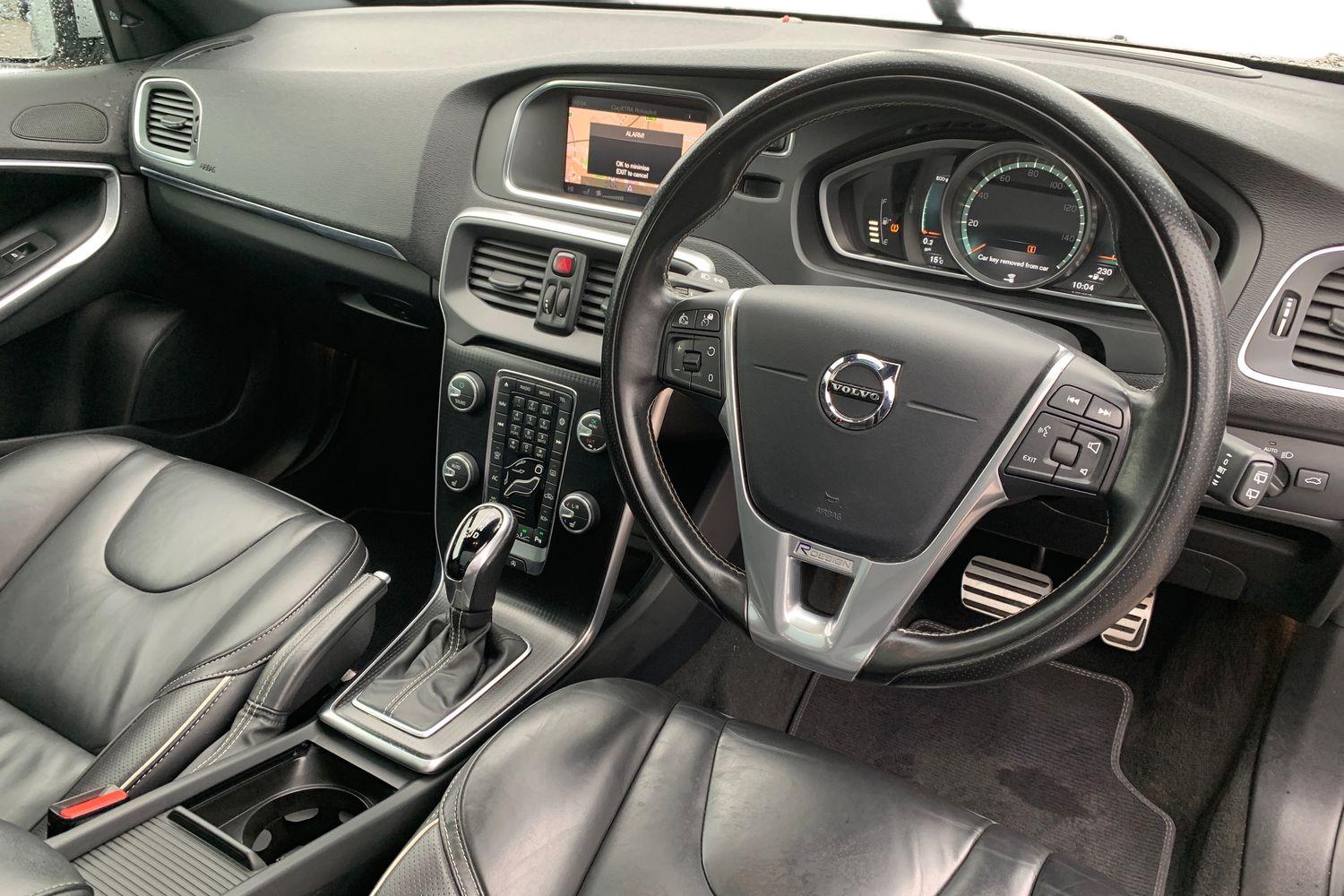 Used Volvo V40 2019 for sale - 76184025: Photo 10