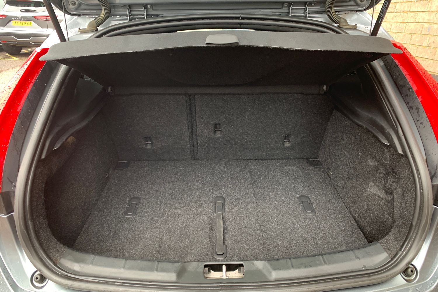 Used Volvo V40 2019 for sale - 76184025: Photo 24