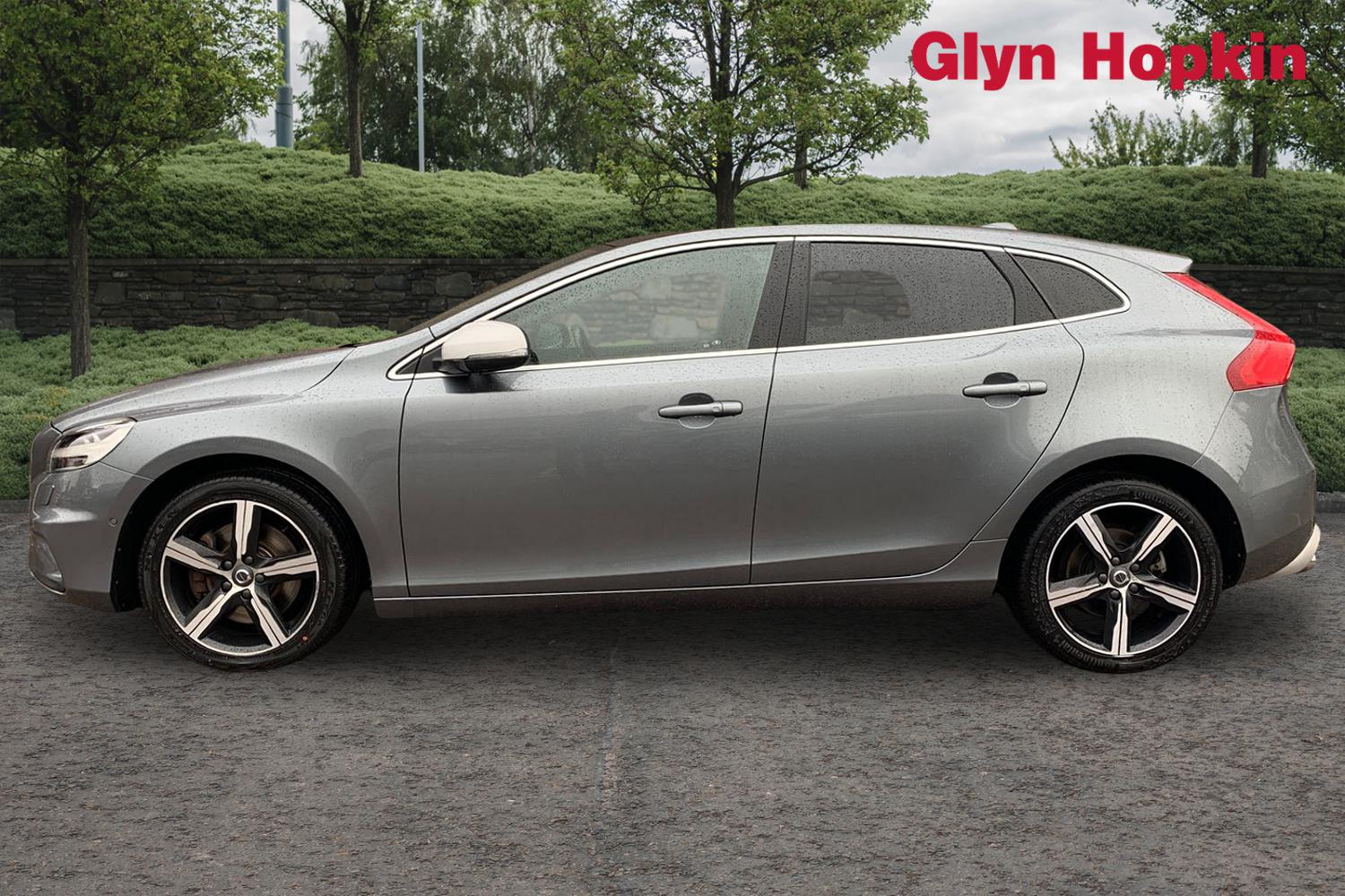 Used Volvo V40 2019 for sale - 76184025: Photo 6