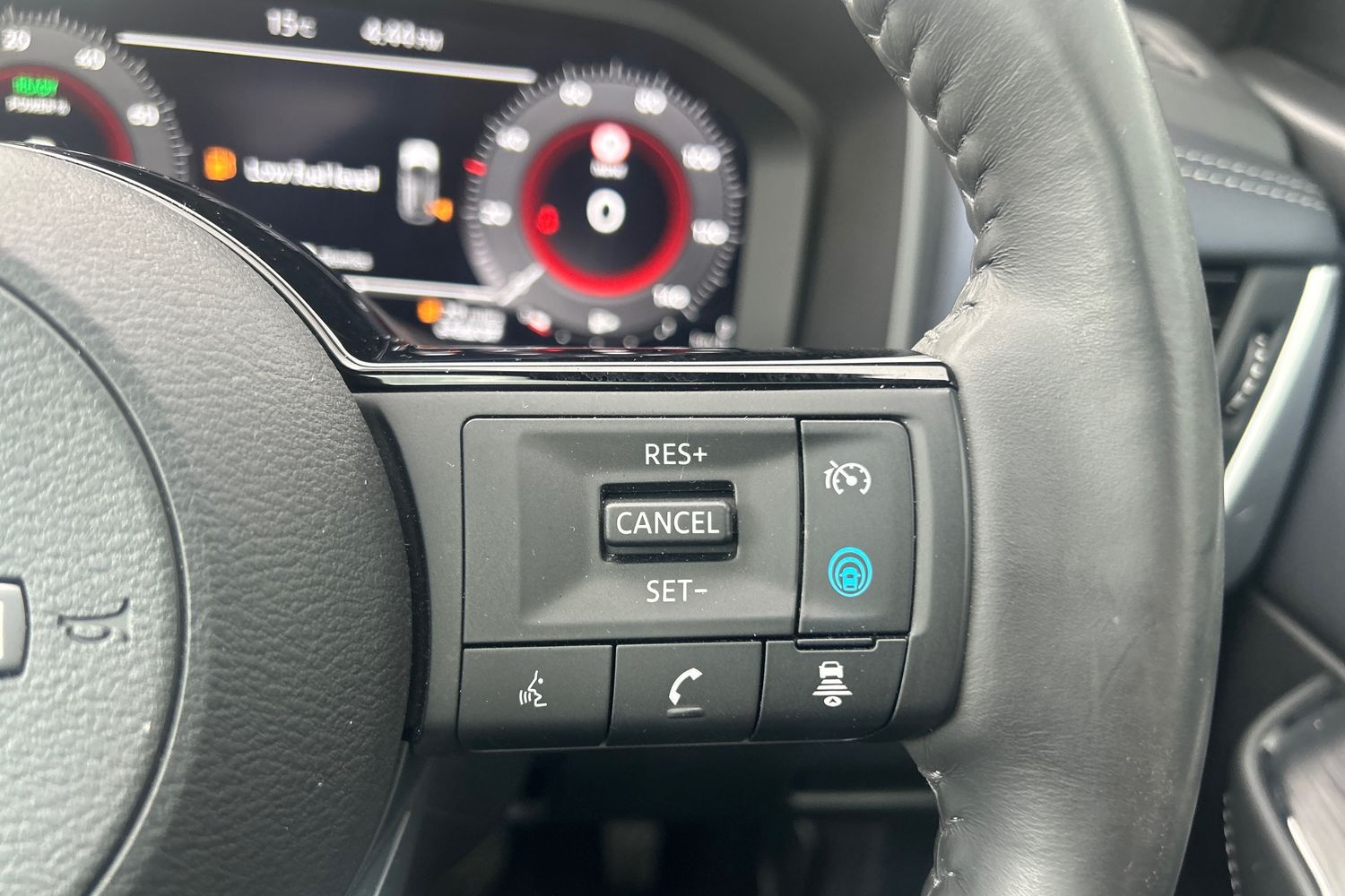 Used Nissan Qashqai 2024 for sale - 76130496: Photo 31