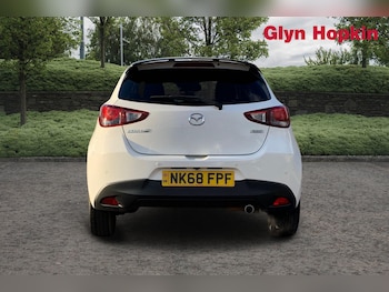 Used Mazda Mazda2 2018 for sale - 77532005: Photo