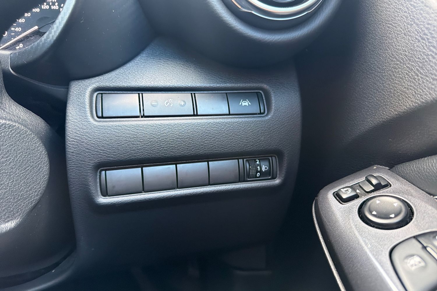 Used Nissan Juke 2023 for sale - 77965050: Photo 31