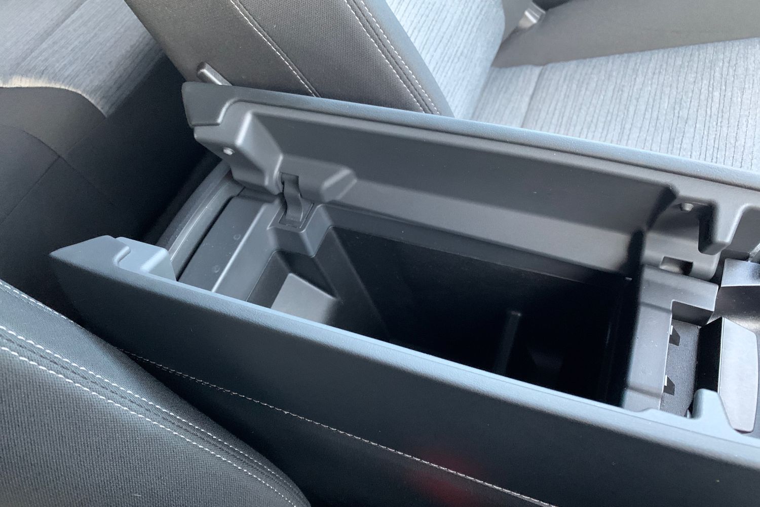 Used Nissan X-Trail 2025 for sale - 77256484: Photo 40