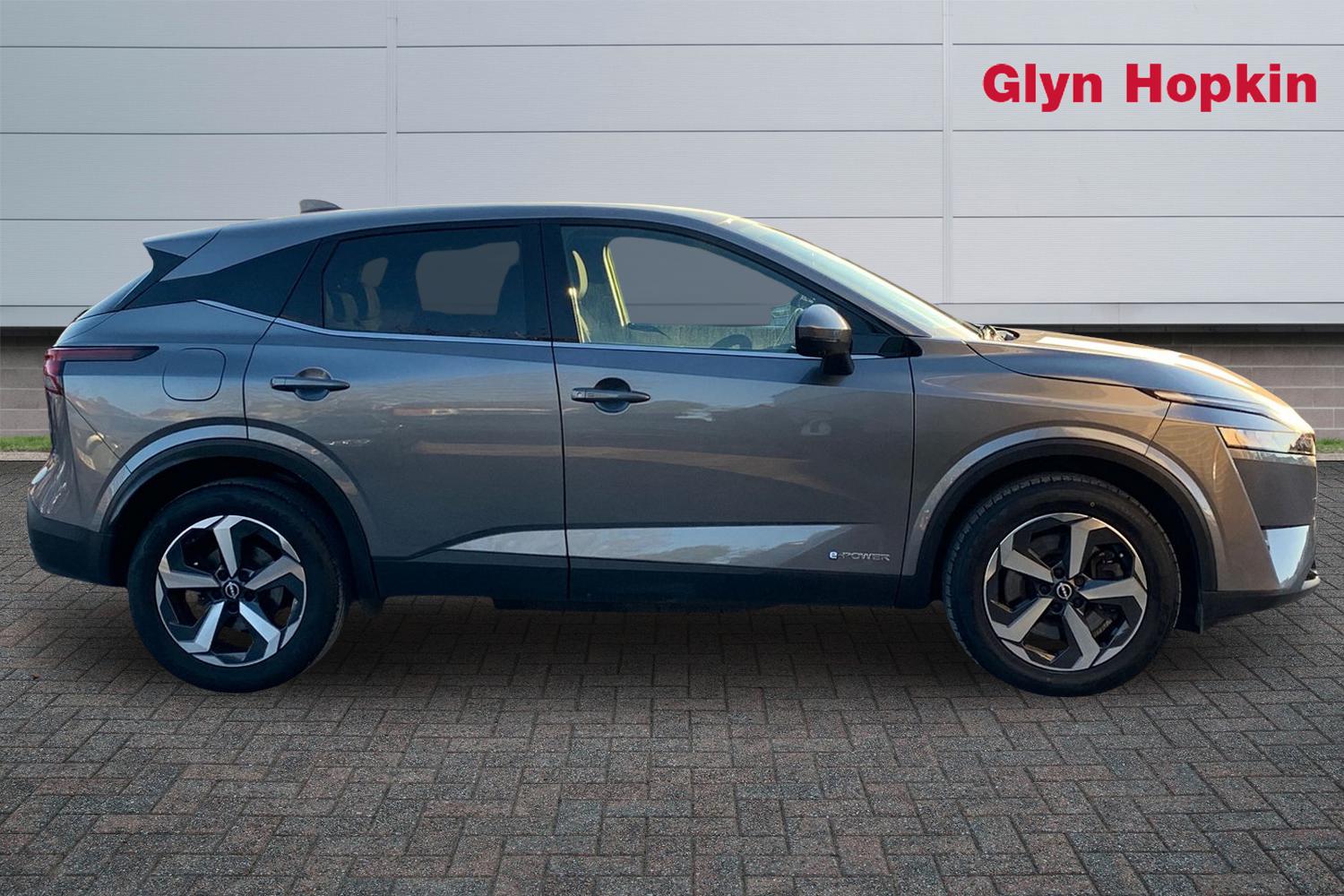 Used Nissan ARIYA 2024 for sale - 77570059: Photo 2