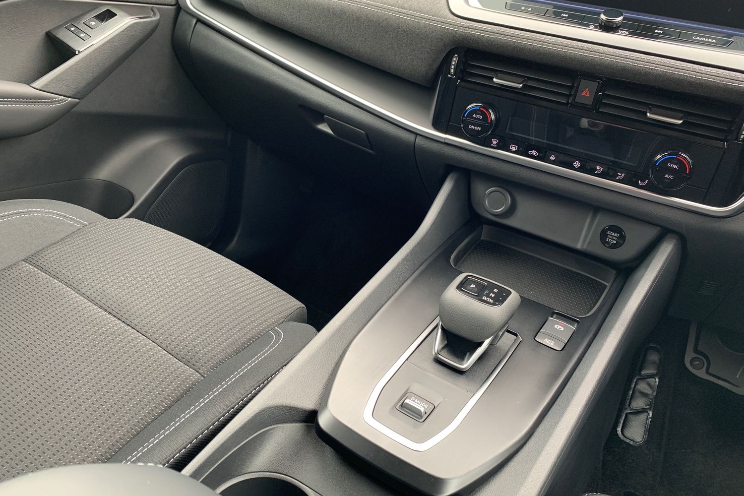 Used Nissan Qashqai 2025 for sale - 76079232: Photo 14