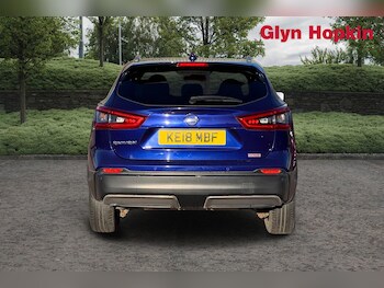 Used Nissan Qashqai 2018 for sale - 77372973: Photo