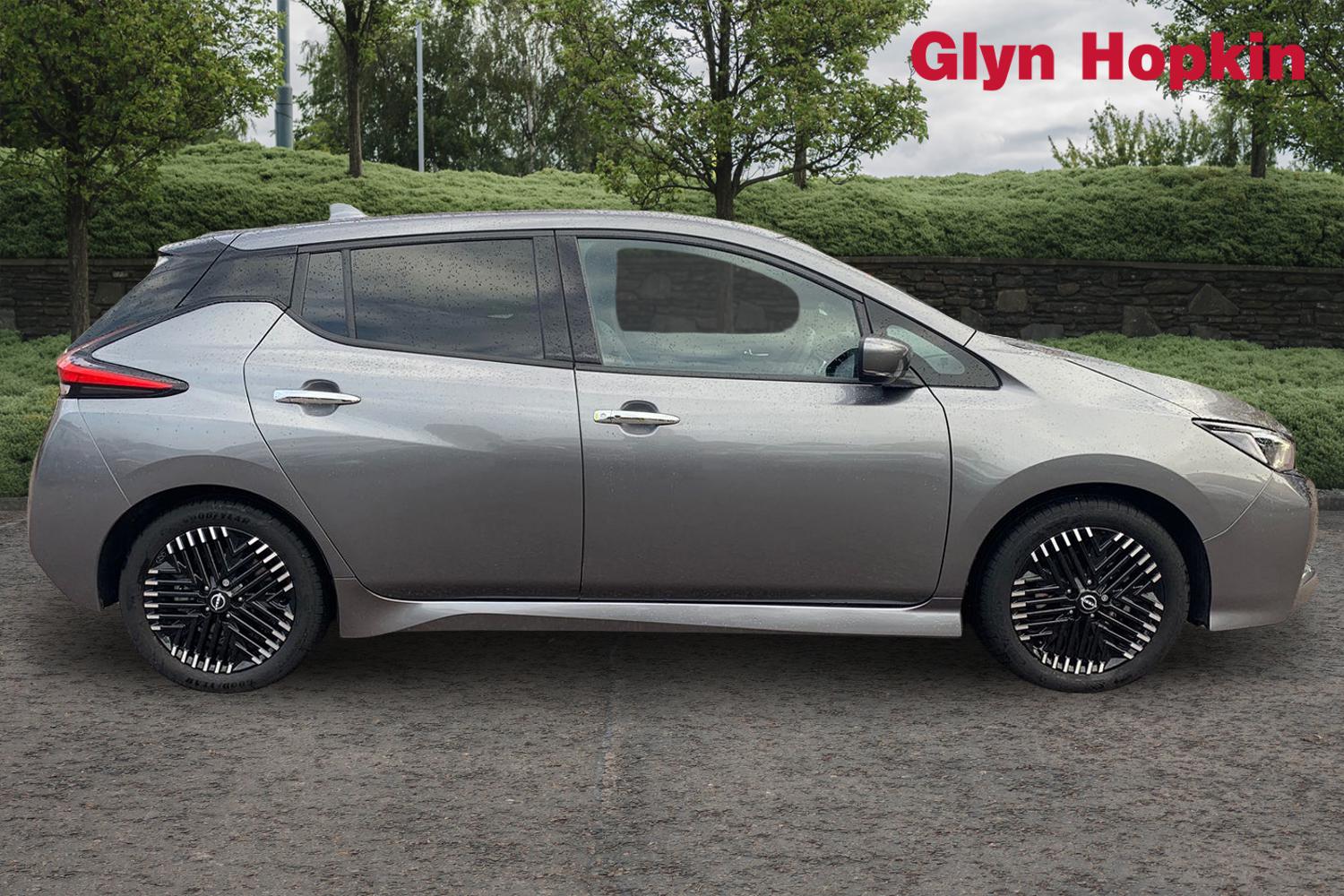 Used Nissan Leaf 2024 for sale - 76415243: Photo 2