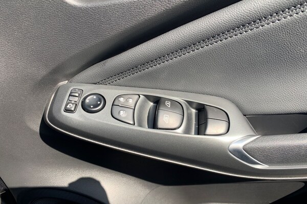 Used Nissan Juke 2024 for sale - 75443211: Photo 16