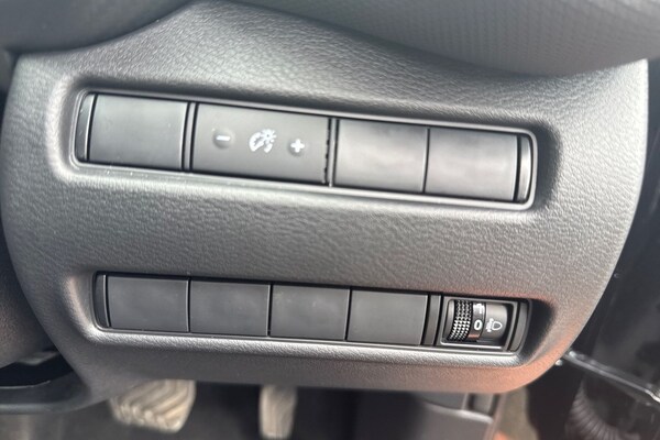 Used Nissan Juke 2024 for sale - 75443144: Photo 34