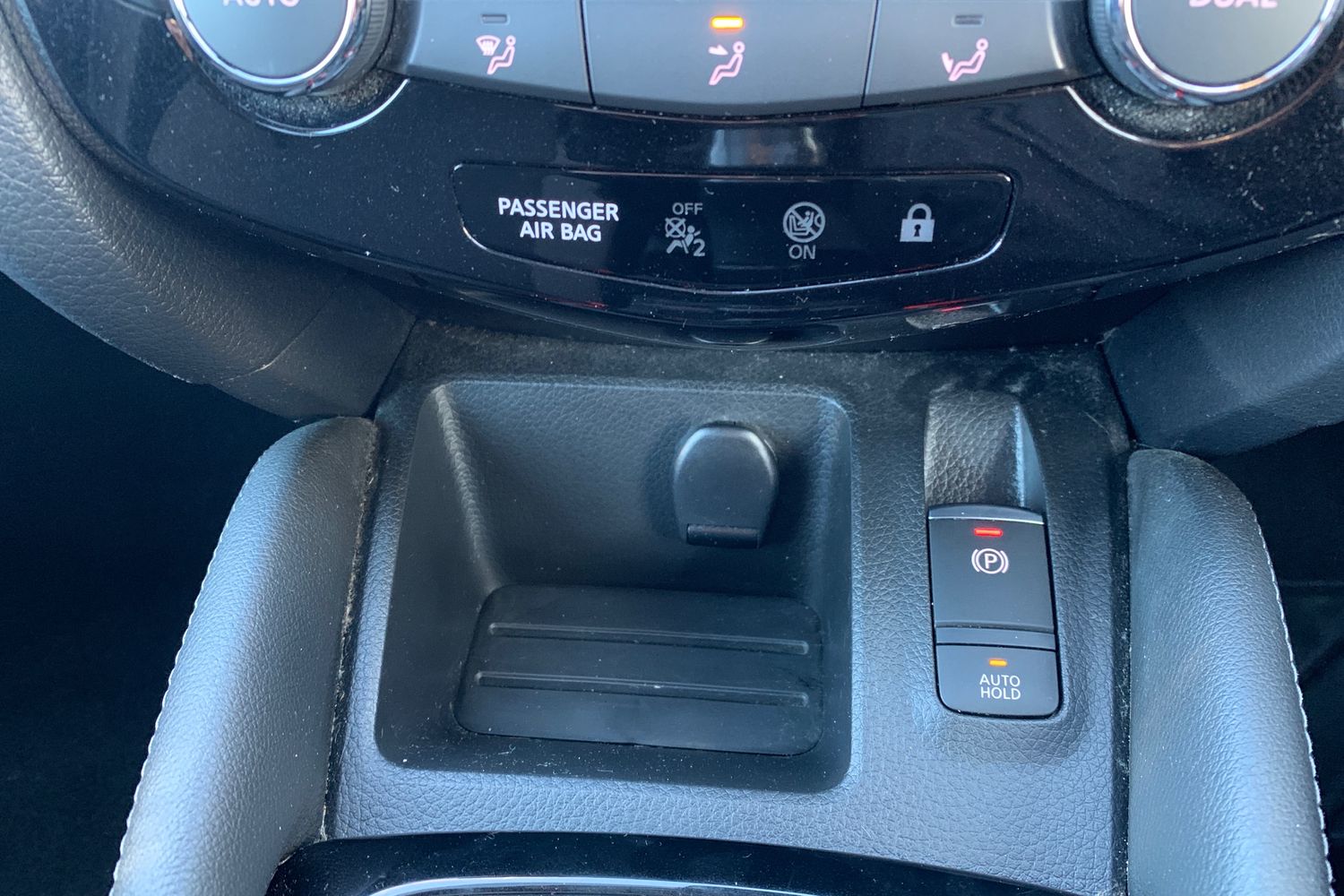 Used Nissan Qashqai 2018 for sale - 77224914: Photo 40