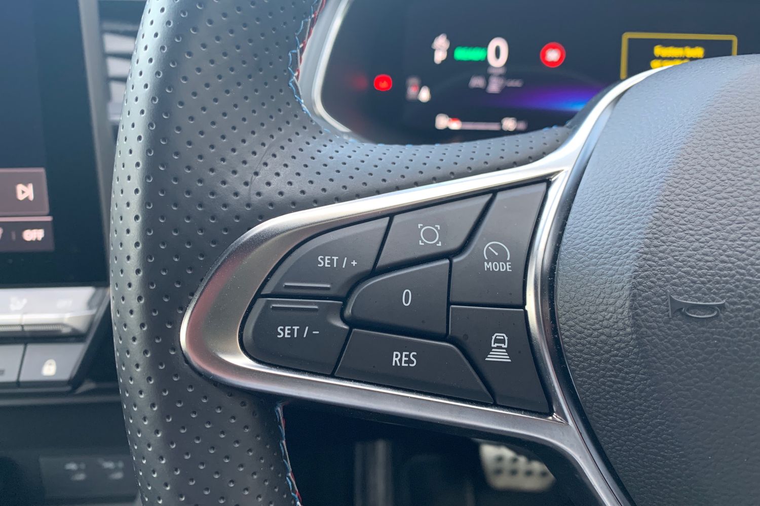 Used Renault Captur 2024 for sale - 77285652: Photo 21