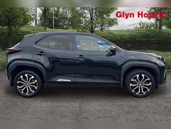 Used Toyota Yaris Cross 2023 for sale - 76086898: Photo