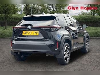 Used Toyota Yaris Cross 2023 for sale - 76086898: Photo