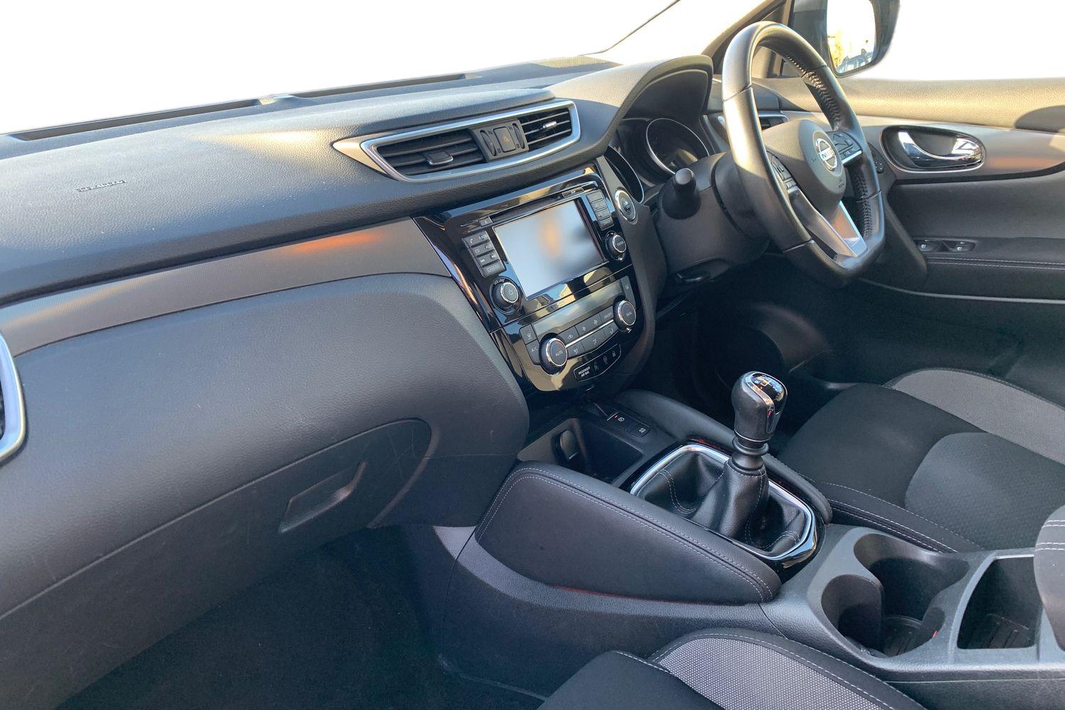 Used Nissan Qashqai 2018 for sale - 77877443: Photo 13