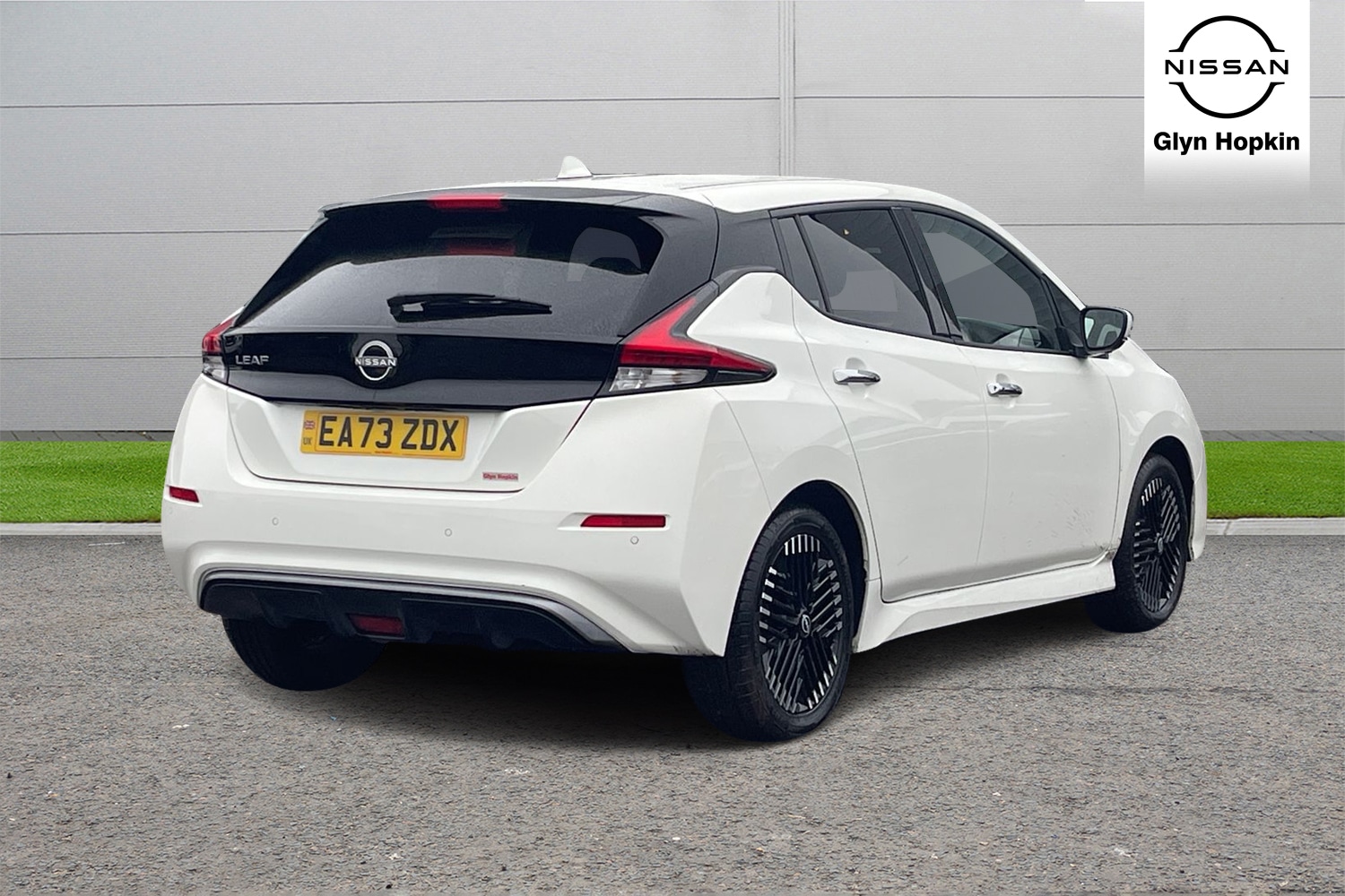 Used Nissan Leaf 2023 for sale - 76140418: Photo 3