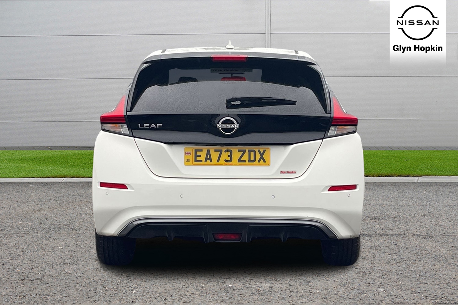 Used Nissan Leaf 2023 for sale - 76140418: Photo 4