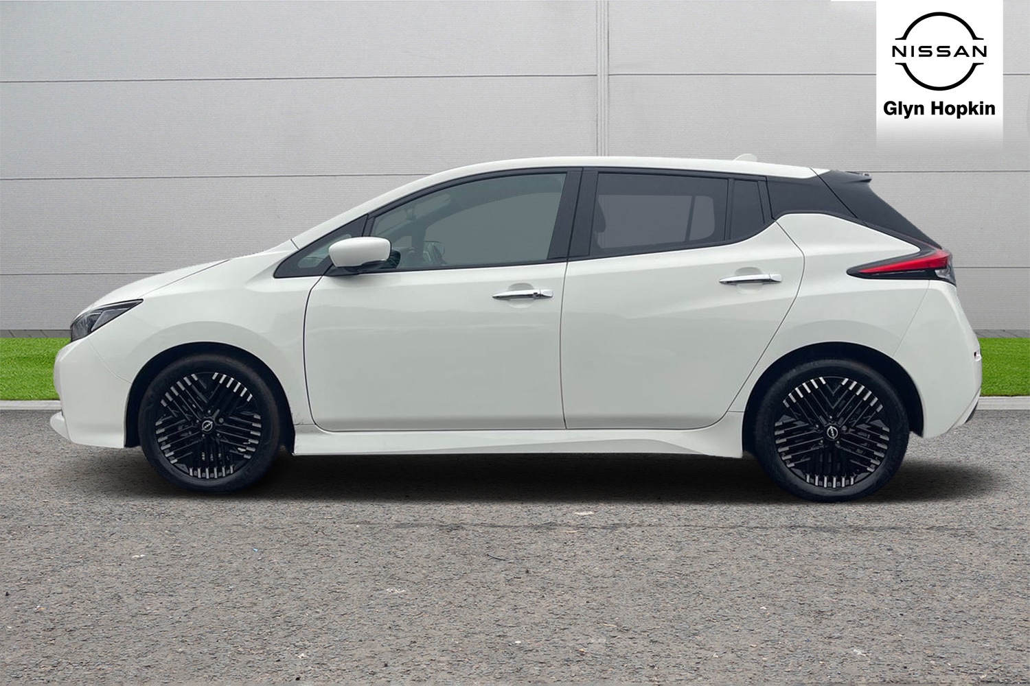 Used Nissan Leaf 2023 for sale - 76140418: Photo 6
