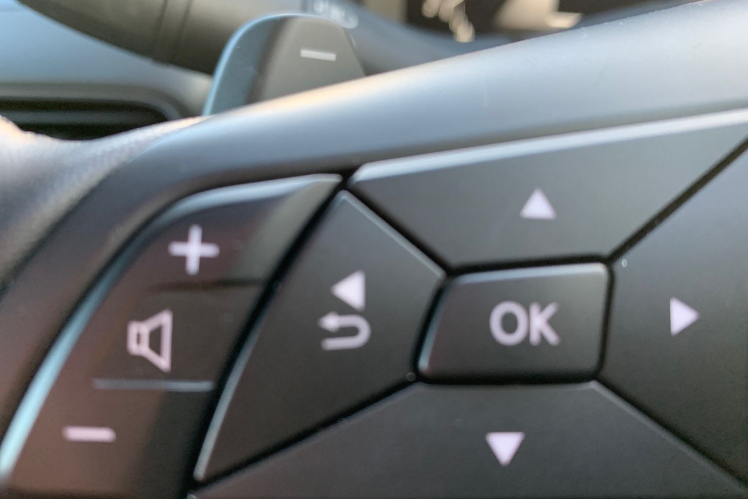 Used Nissan Juke 2024 for sale - 76927909: Photo 21